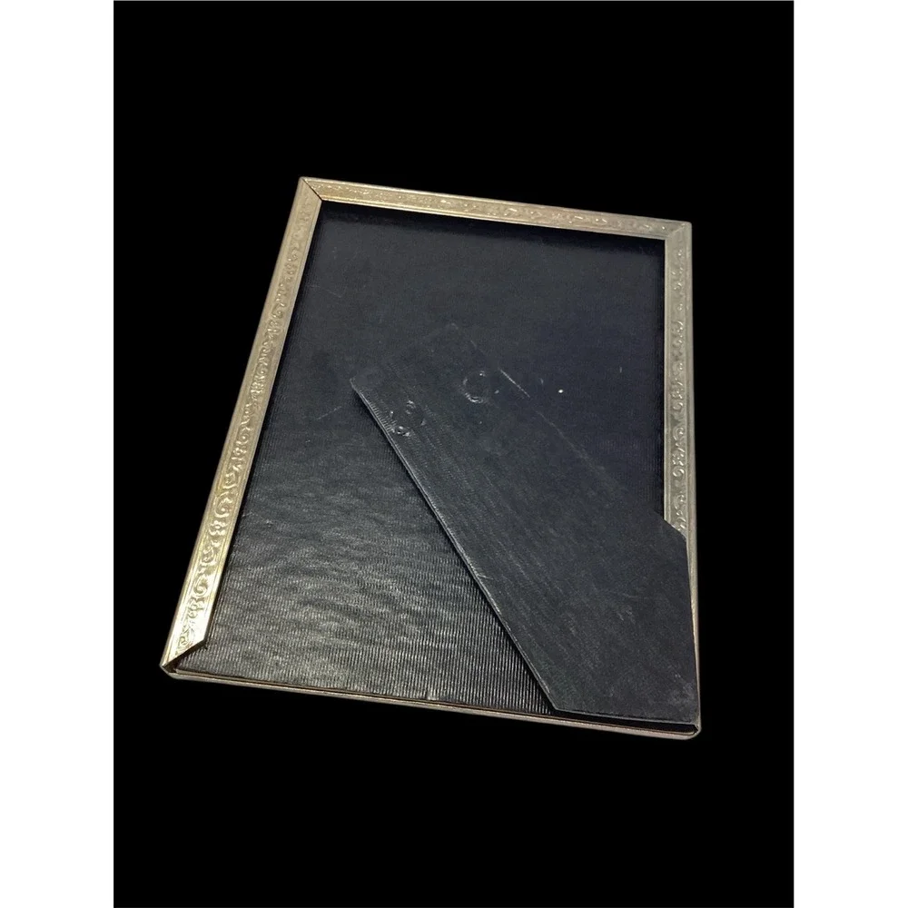 N/A gold medal